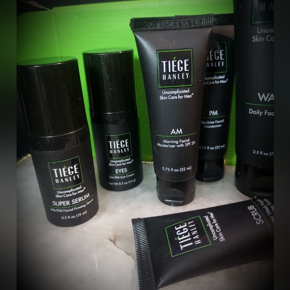NIB TIE'GE HANGLEY 30 DAY UNCOMPLICATED COMPLETE SKINCARE REGIMEN FOR MEN - Picture 3 of 10